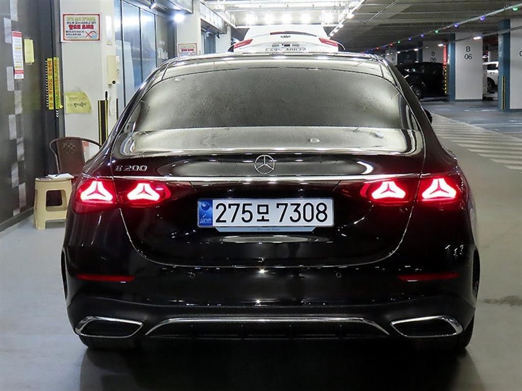 벤츠 E 클래스 E-클래스 W214 E200 AMG 라인 이미지 5