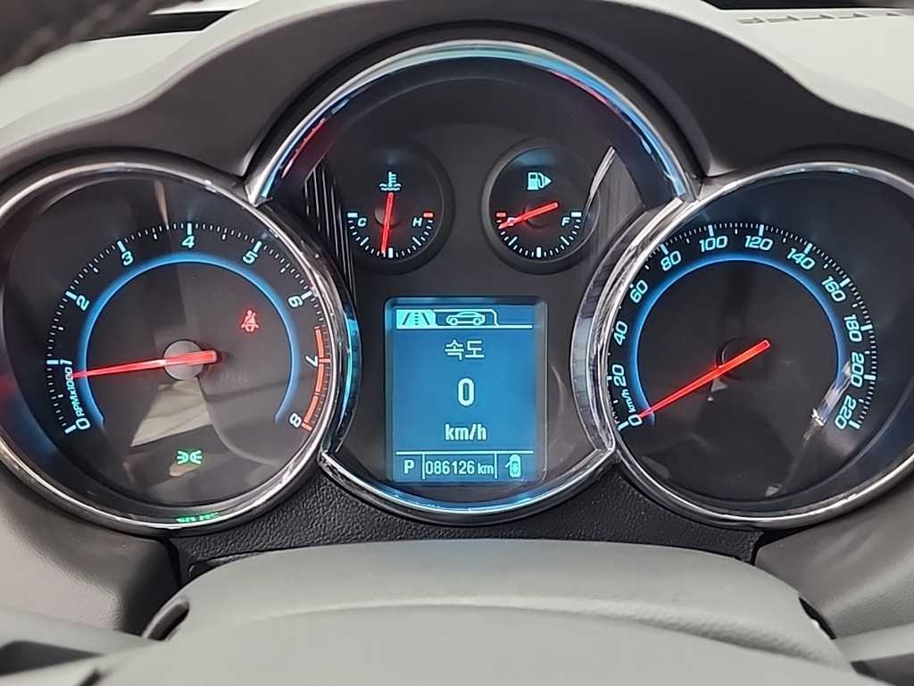 쉐보레 크루즈 1.8LTZ + 스타일패키지 이미지 6