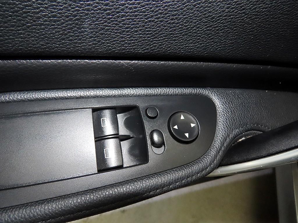 BMW 1시리즈 1시리즈 (E82) 120d 쿠페 스포츠 이미지 13