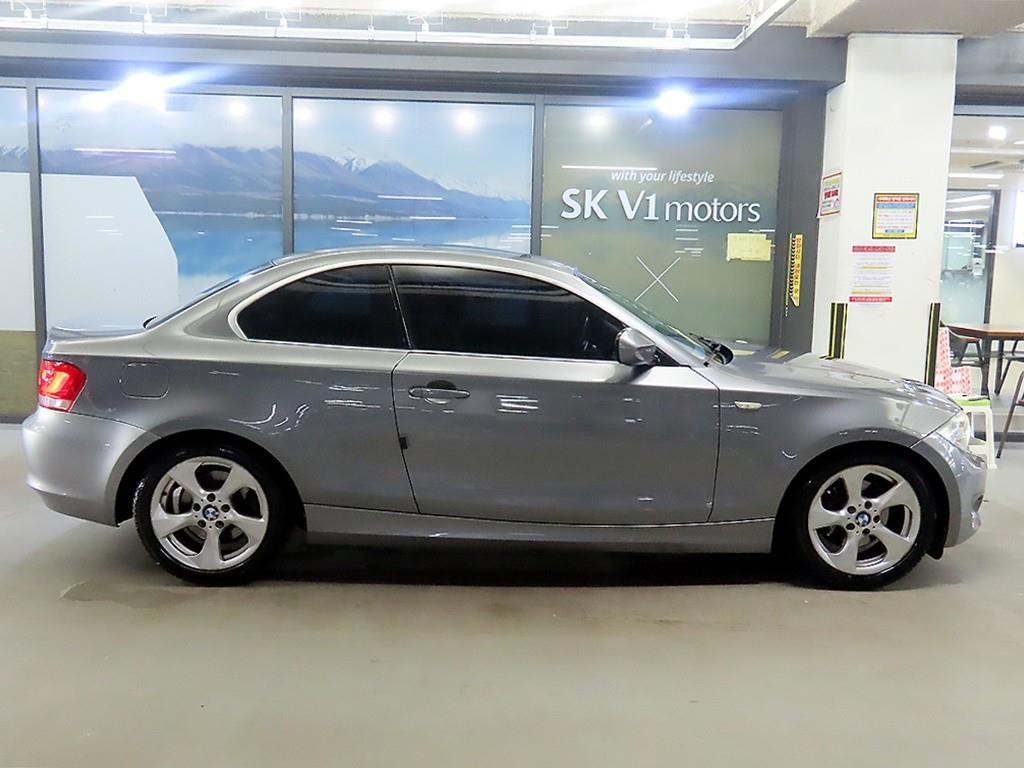 BMW 1시리즈 1시리즈 (E82) 120d 쿠페 스포츠 이미지 3