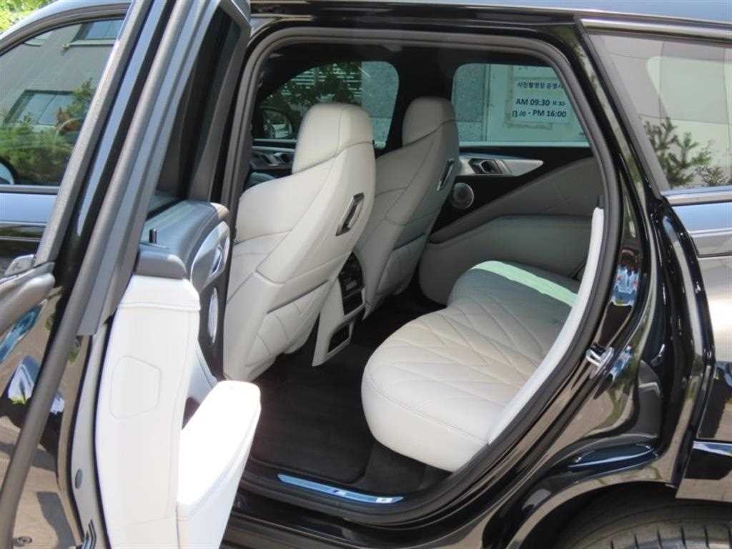 BMW XM XM (G09) 레이블 이미지 14