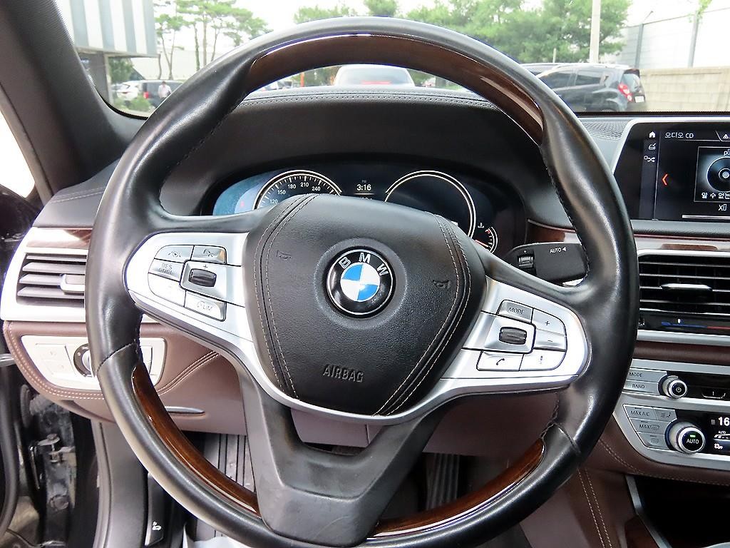 BMW 7시리즈 7시리즈 (G11) 730Ld xDrive 이미지 8