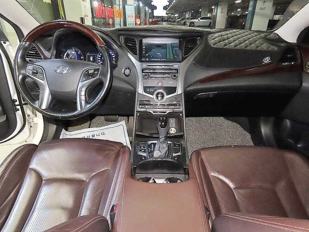 현대 그랜저 그랜저 HG HG220 PREMIUM 이미지 10