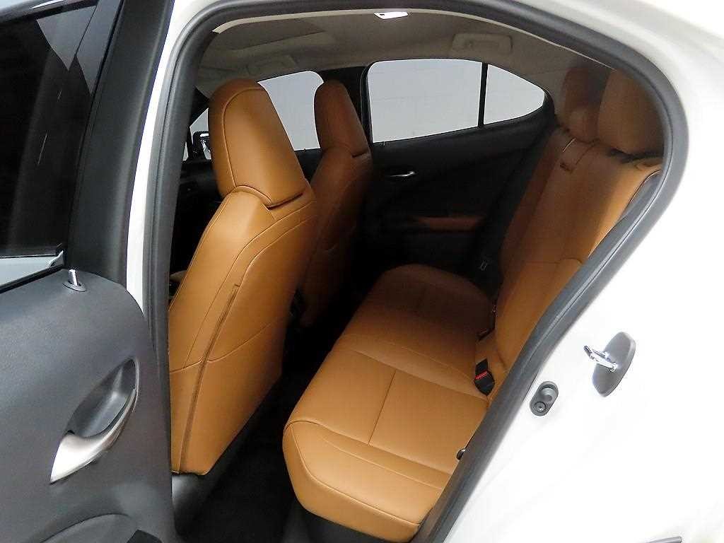 렉서스 UX UX 250h 2.0 2WD 이미지 14
