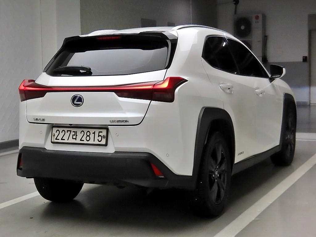 렉서스 UX UX 250h 2.0 2WD 이미지 4