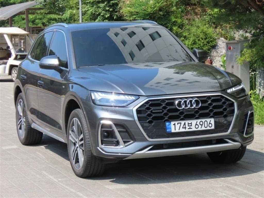 아우디 Q5 Q5 (FY) 45 TFSI 콰트로 프리미엄 이미지 2