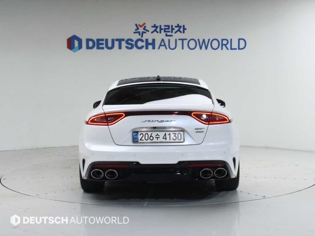 기아 스팅어 가솔린 2.0 터보 AWD 플래티넘 이미지 4