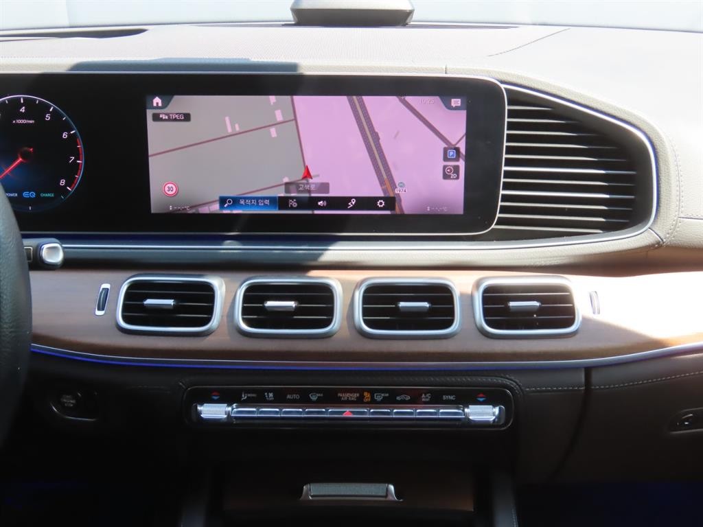 벤츠 GLE 클래스 GLE 클래스 W167 GLE 450 4MATIC 이미지 12