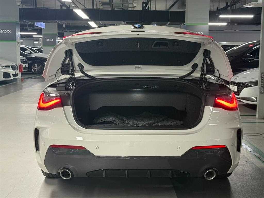 BMW 4시리즈 4시리즈 (G22) 420i 컨버터블 M 스포츠 이미지 20