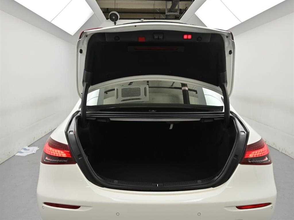 벤츠 E 클래스 E-클래스 W213 E350 4MATIC 아방가르드 이미지 19