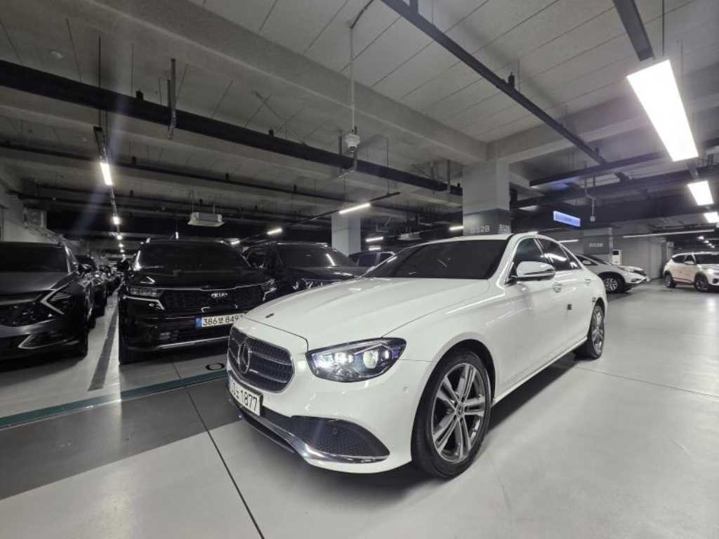 벤츠 E 클래스 E-클래스 W213 E350 4MATIC 아방가르드 이미지 2