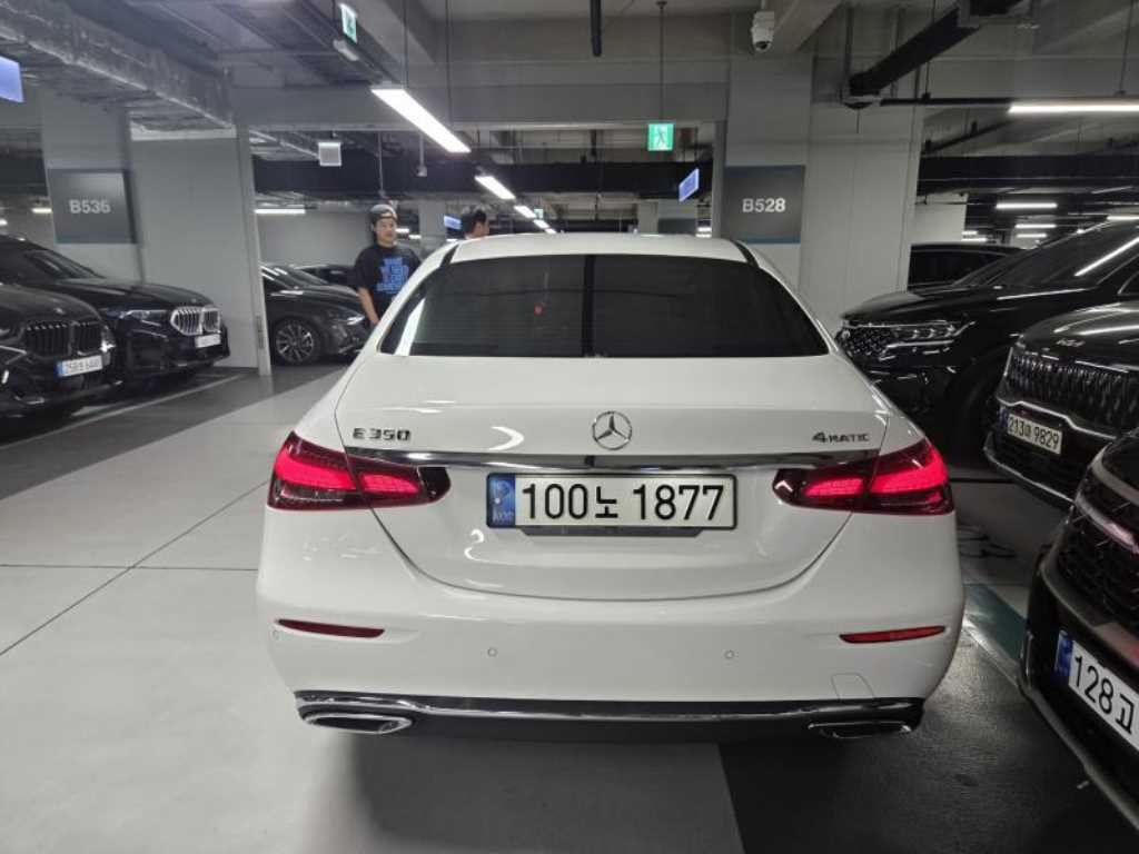 벤츠 E 클래스 E-클래스 W213 E350 4MATIC 아방가르드 이미지 4