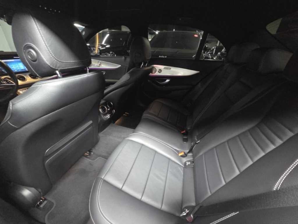 벤츠 E 클래스 E-클래스 W213 E350 4MATIC 아방가르드 이미지 8
