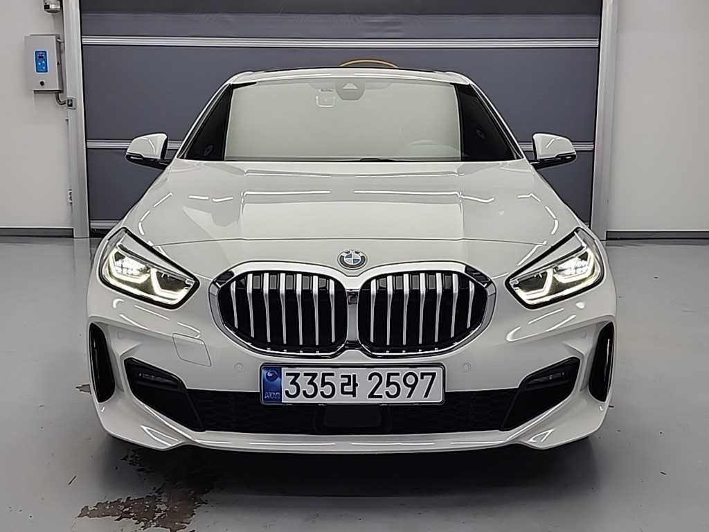 BMW 1시리즈 1시리즈 (F40) 118d M 스포츠 이미지 2