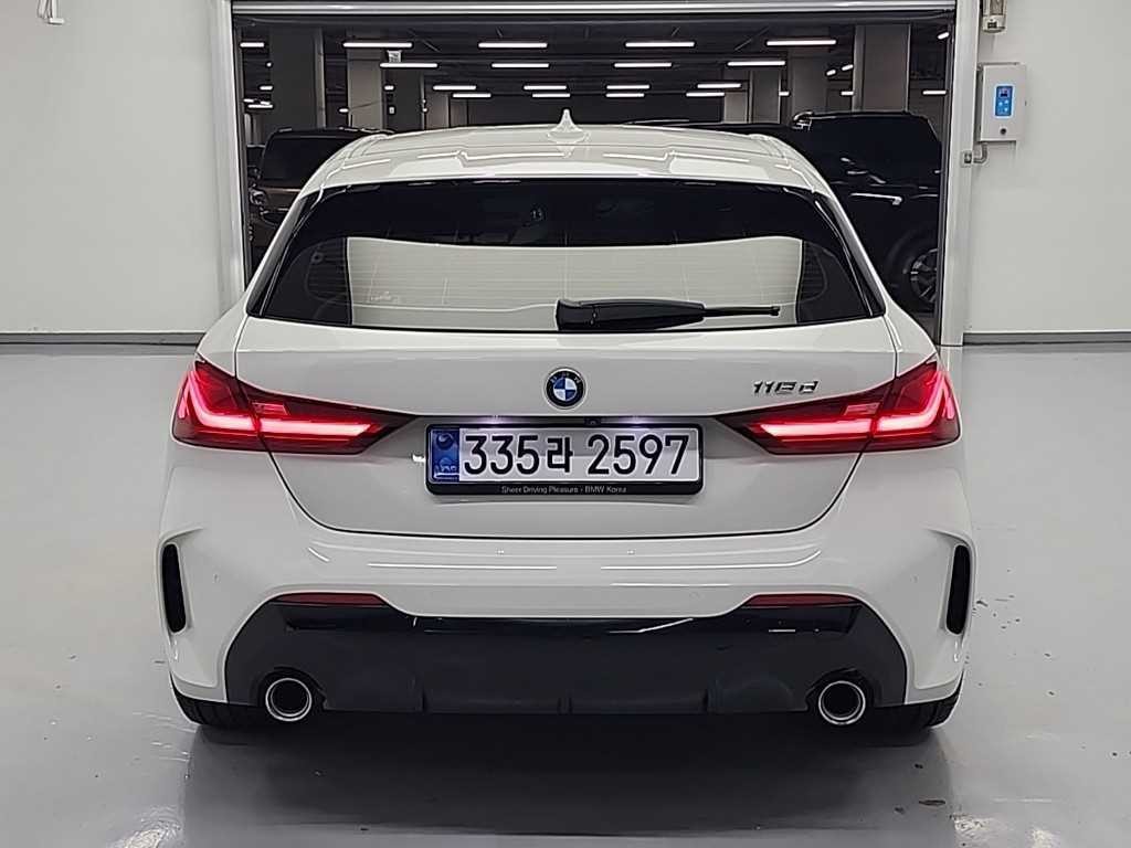 BMW 1시리즈 1시리즈 (F40) 118d M 스포츠 이미지 3