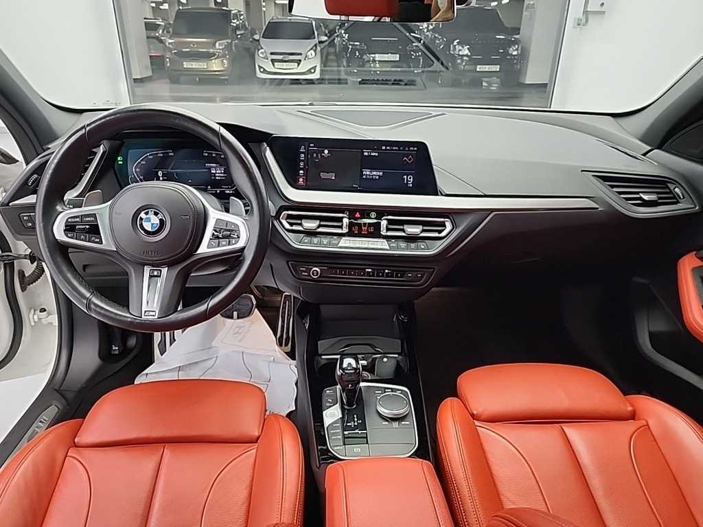 BMW 1시리즈 1시리즈 (F40) 118d M 스포츠 이미지 7