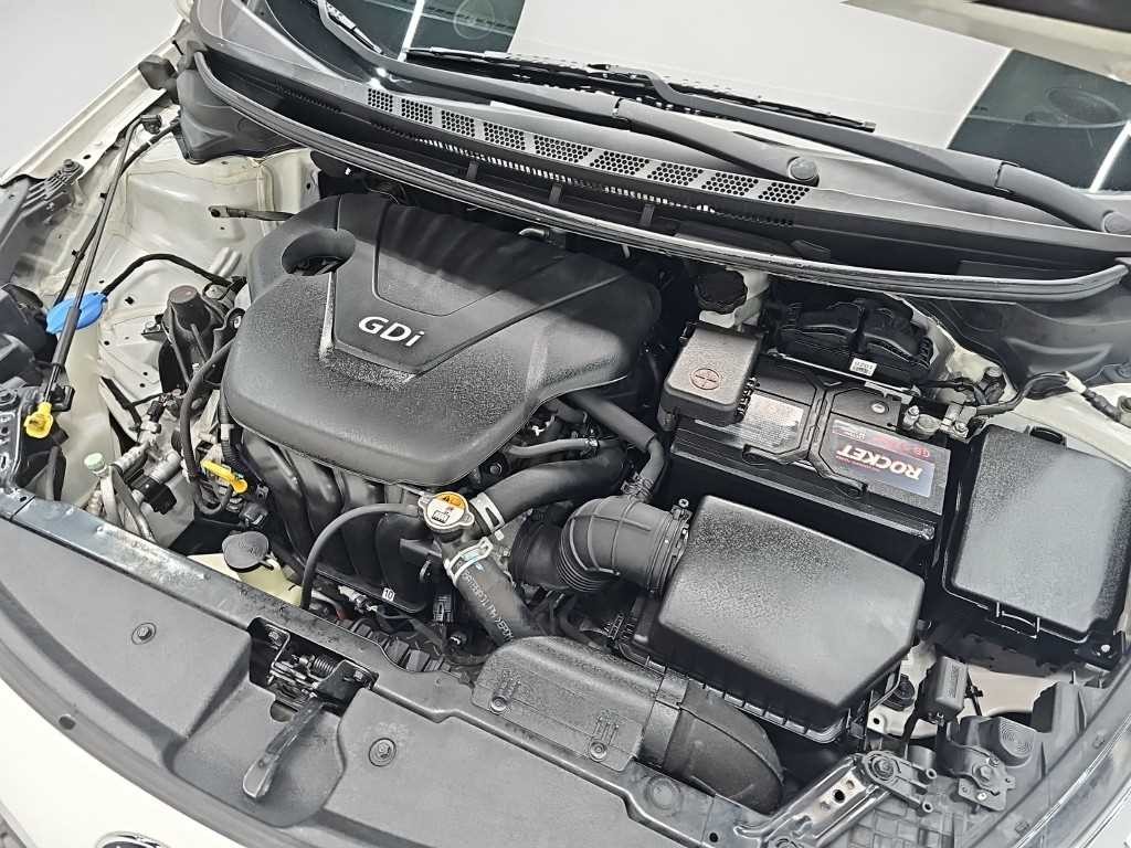 기아 K3 1.6 GDI 트렌디 이미지 5