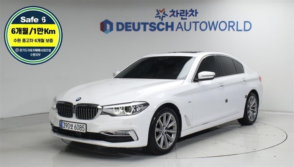 BMW 5시리즈 5시리즈 (G30) 520i 럭셔리 이미지 1