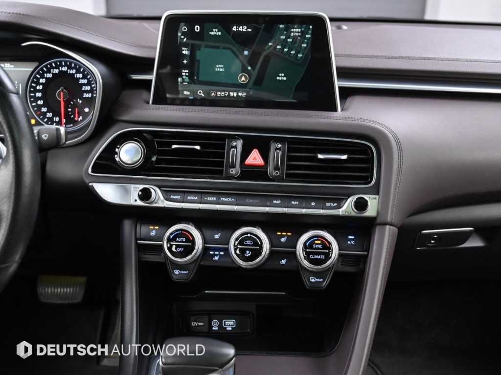 제네시스 G70 2.2D AWD 슈프림 이미지 14