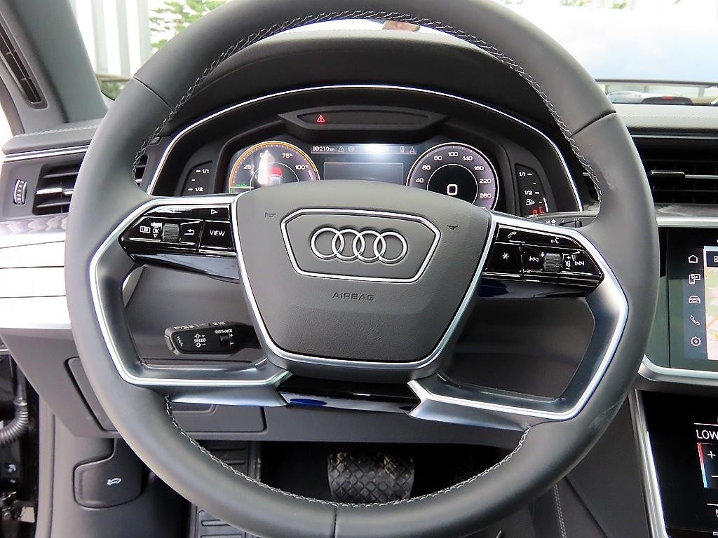 아우디 A7 A7 (4K) 55 TFSI e 콰트로 프리미엄 이미지 8