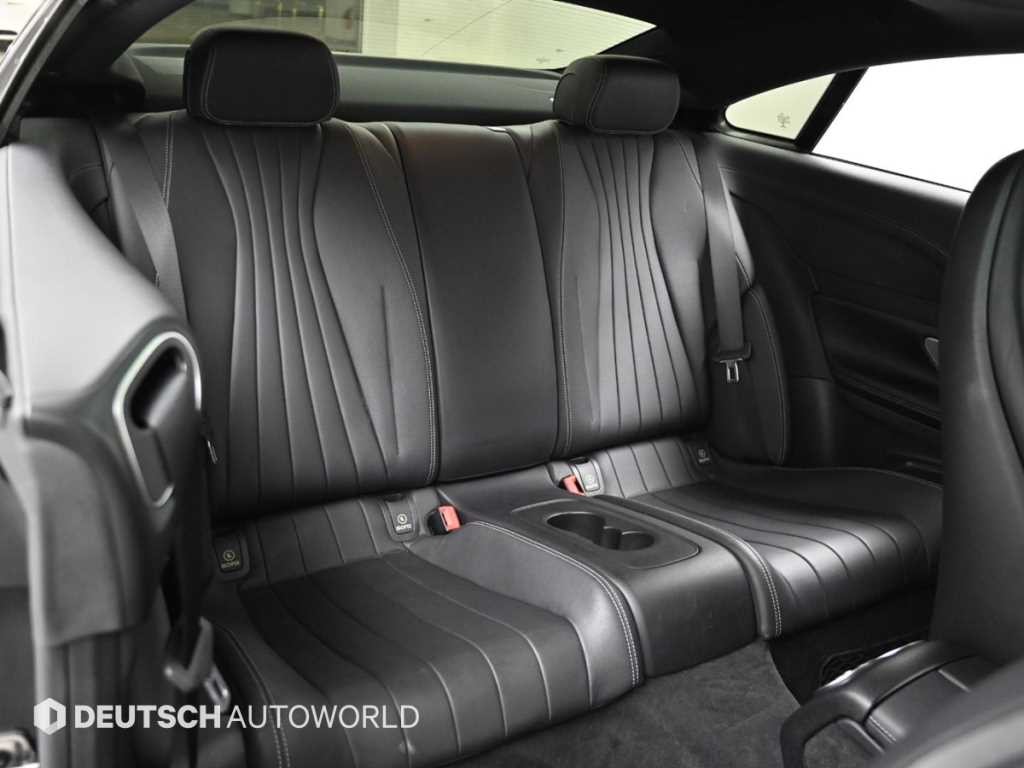 벤츠 E 클래스 E-클래스 W213 E450 4MATIC 쿠페 이미지 12