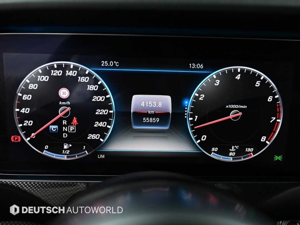 벤츠 E 클래스 E-클래스 W213 E450 4MATIC 쿠페 이미지 8