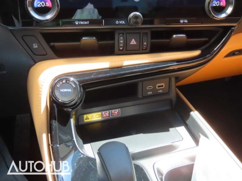 렉서스 NX NX 450h+ F 스포츠 이미지 8