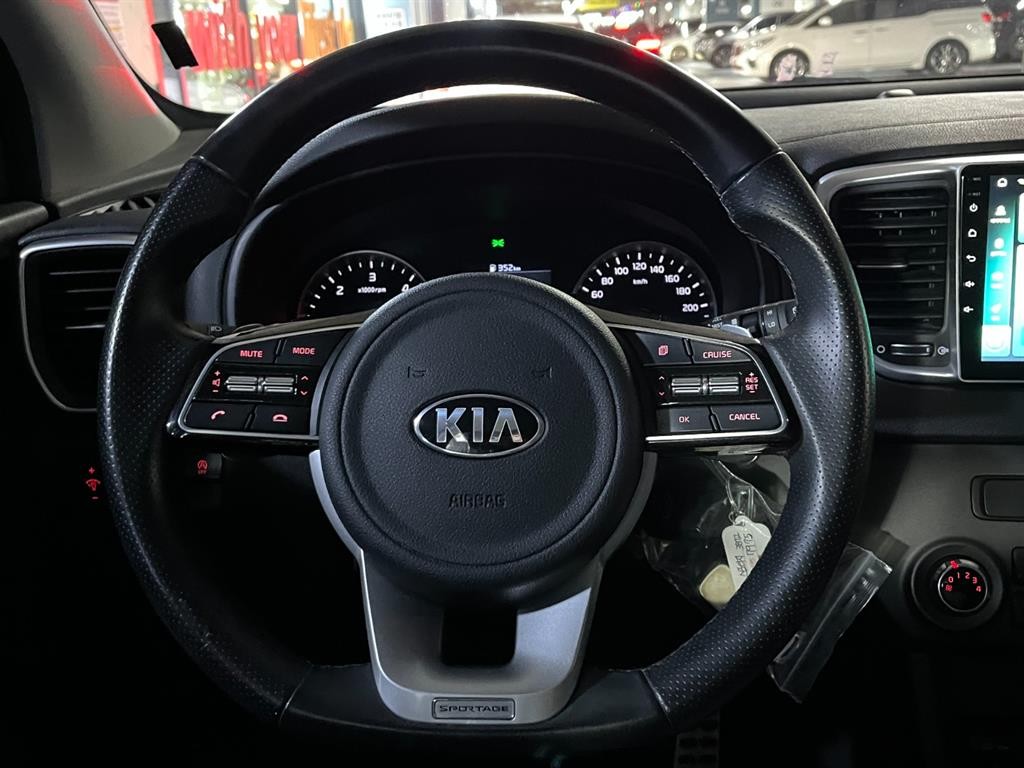 기아 스포티지 스포티지 더 볼드 1.6 디젤 2WD 럭셔리 이미지 11