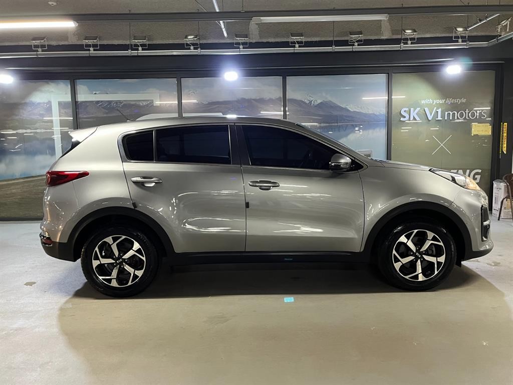 기아 스포티지 스포티지 더 볼드 1.6 디젤 2WD 럭셔리 이미지 3