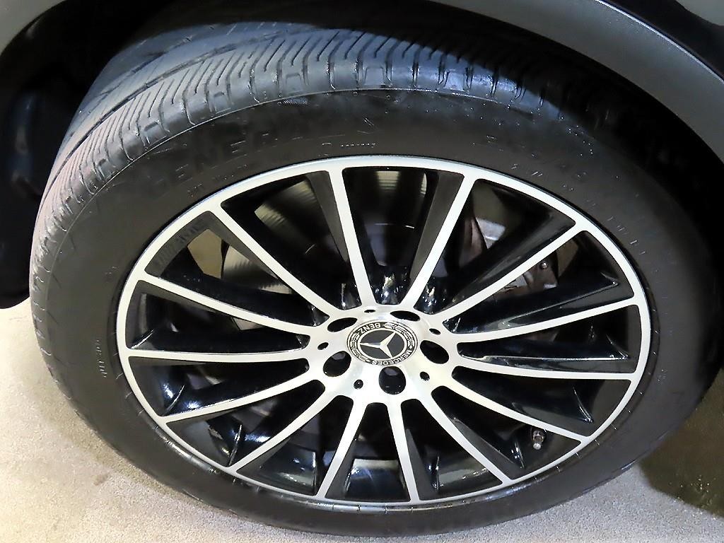벤츠 GLC 클래스 GLC클래스 X253 GLC 300 4MATIC AMG LINE 이미지 20
