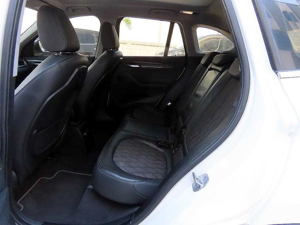 BMW X1 X1 (F48) xDrive 20i xLine 스페셜에디션 이미지 5