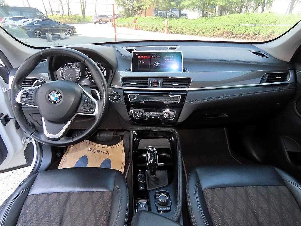 BMW X1 X1 (F48) xDrive 20i xLine 스페셜에디션 이미지 6