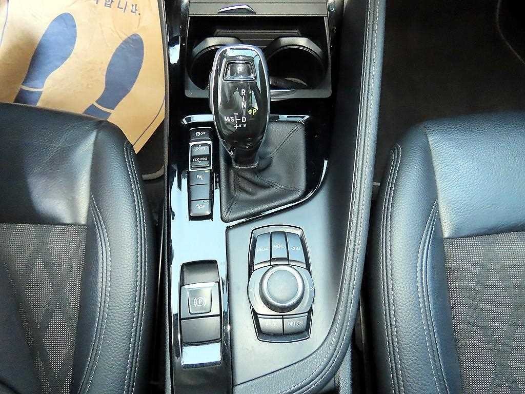 BMW X1 X1 (F48) xDrive 20i xLine 스페셜에디션 이미지 9