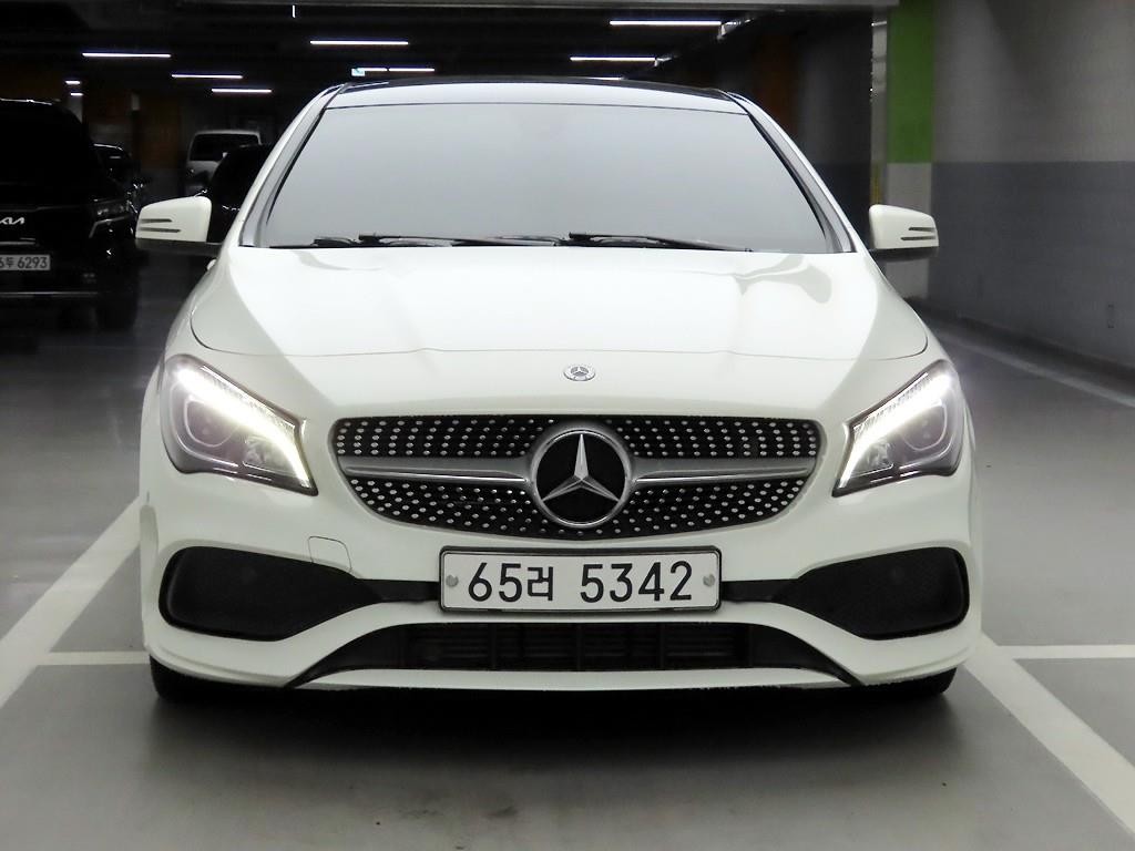 벤츠 CLA 클래스 CLA클래스 CLA 220 AMG LINE 이미지 1
