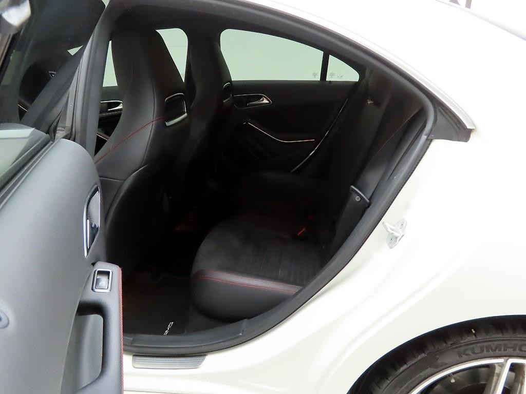 벤츠 CLA 클래스 CLA클래스 CLA 220 AMG LINE 이미지 13