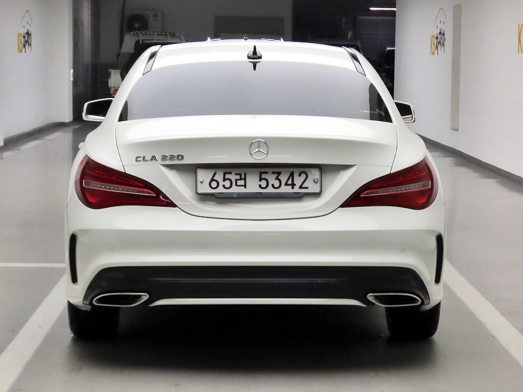 벤츠 CLA 클래스 CLA클래스 CLA 220 AMG LINE 이미지 3