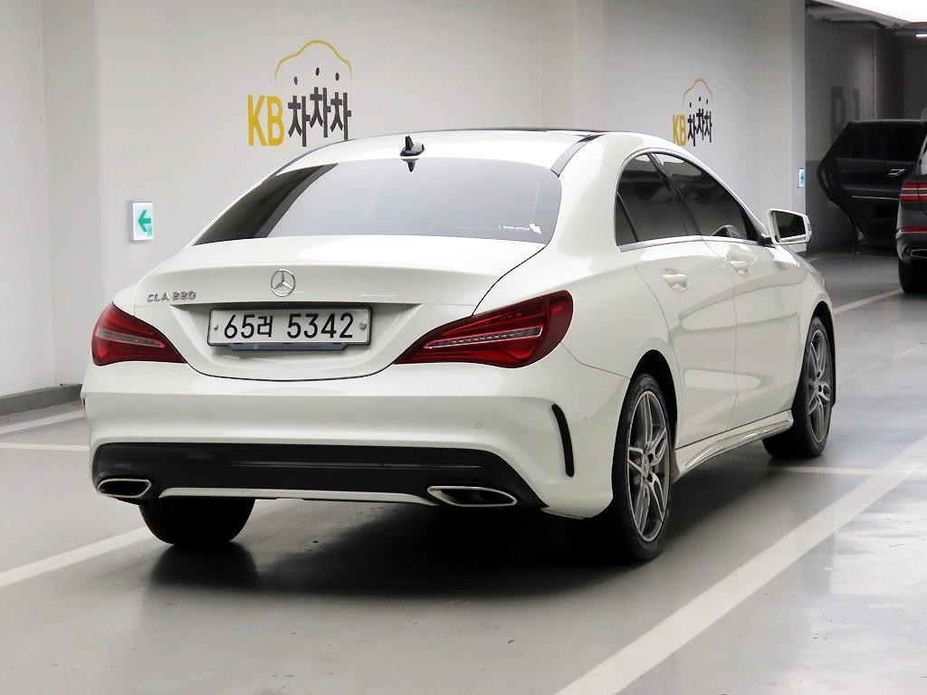 벤츠 CLA 클래스 CLA클래스 CLA 220 AMG LINE 이미지 4
