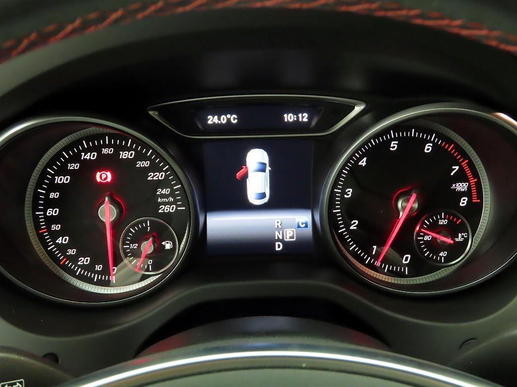 벤츠 CLA 클래스 CLA클래스 CLA 220 AMG LINE 이미지 5