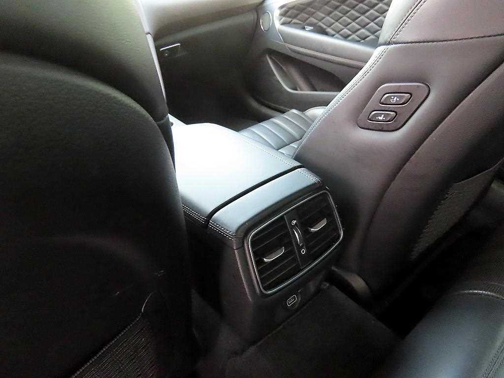 제네시스 G70 2.2D AWD 슈프림 이미지 17