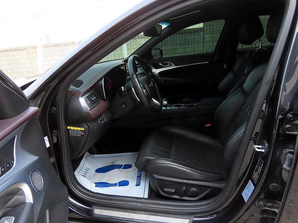 제네시스 G70 2.2D AWD 슈프림 이미지 5