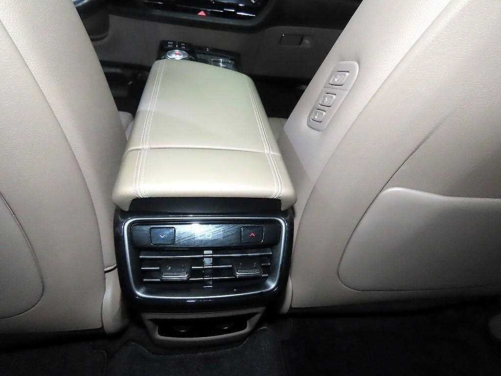 기아 K8 2.5 2WD 노블레스 이미지 17