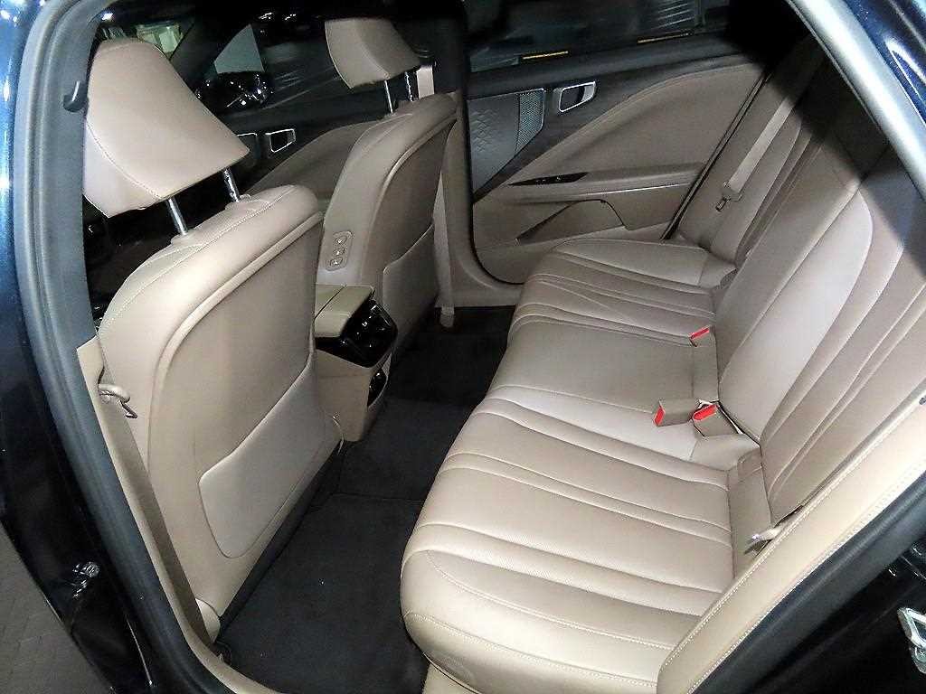기아 K8 2.5 2WD 노블레스 이미지 7