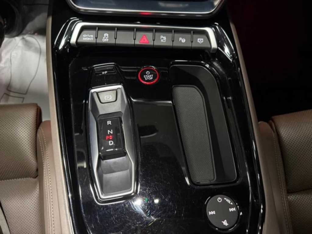 아우디 e-트론 GT GT 콰트로 프리미엄 이미지 12