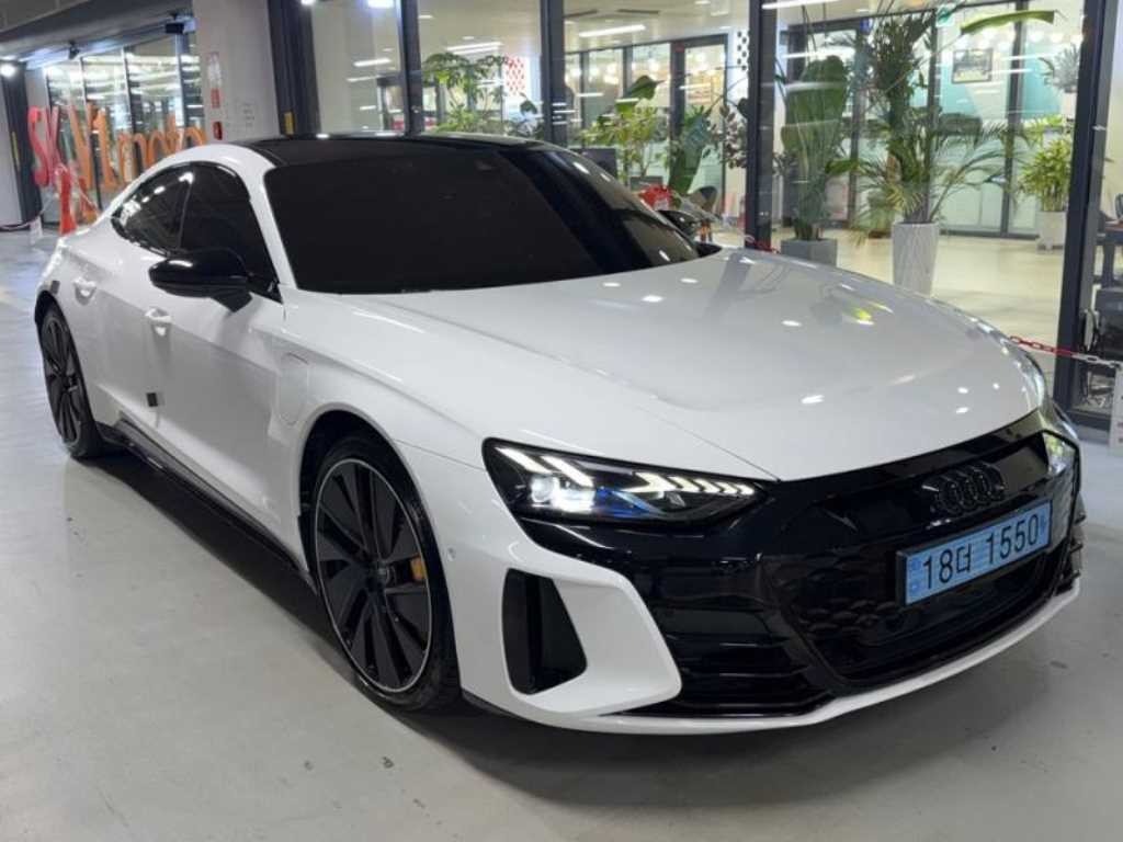 아우디 e-트론 GT GT 콰트로 프리미엄 이미지 2