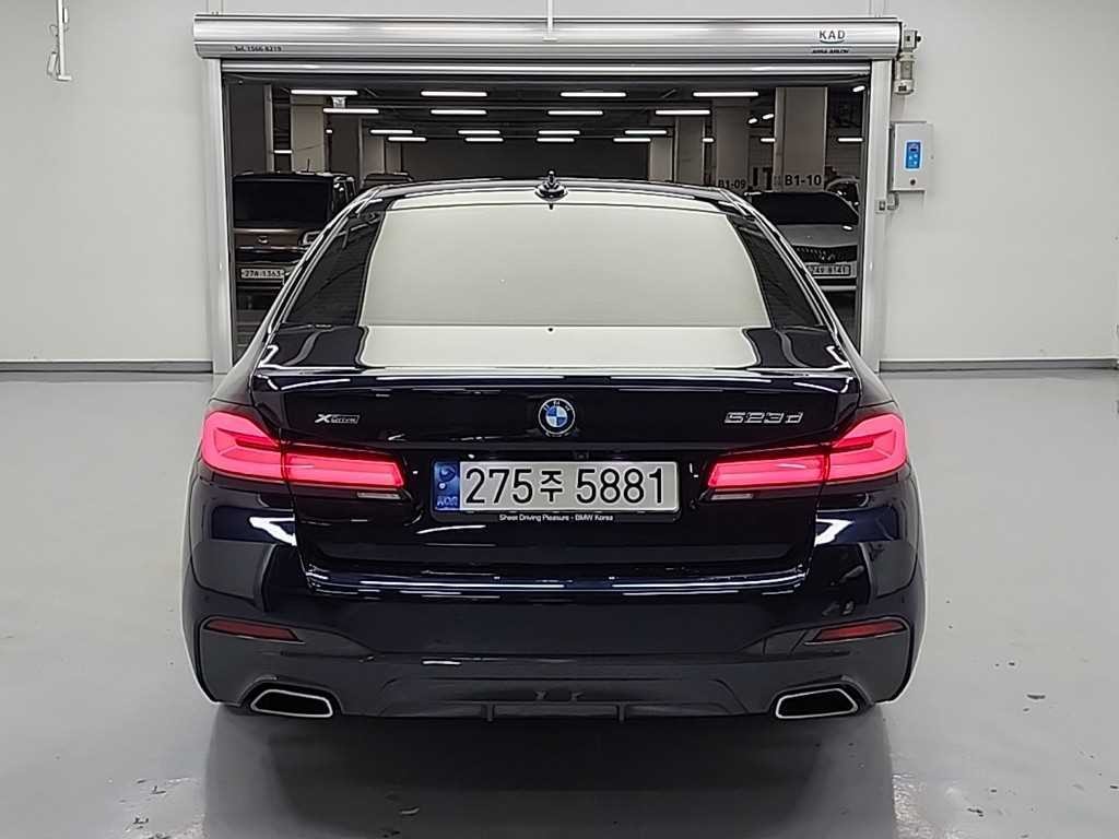 BMW 5시리즈 5시리즈 (G30) 523d xDrive M 스포츠 이미지 3