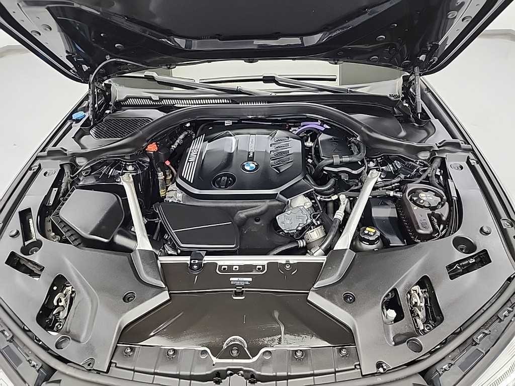 BMW 5시리즈 5시리즈 (G30) 523d xDrive M 스포츠 이미지 5