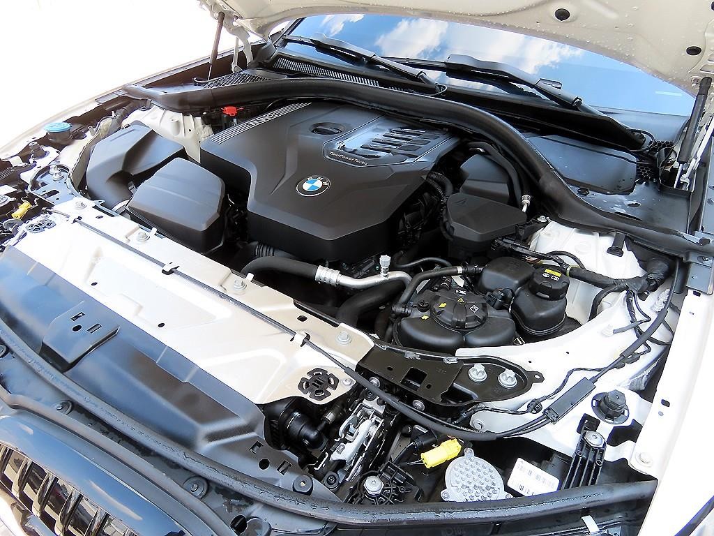 BMW 3시리즈 3시리즈 (G20) 320i M 스포츠 이미지 18
