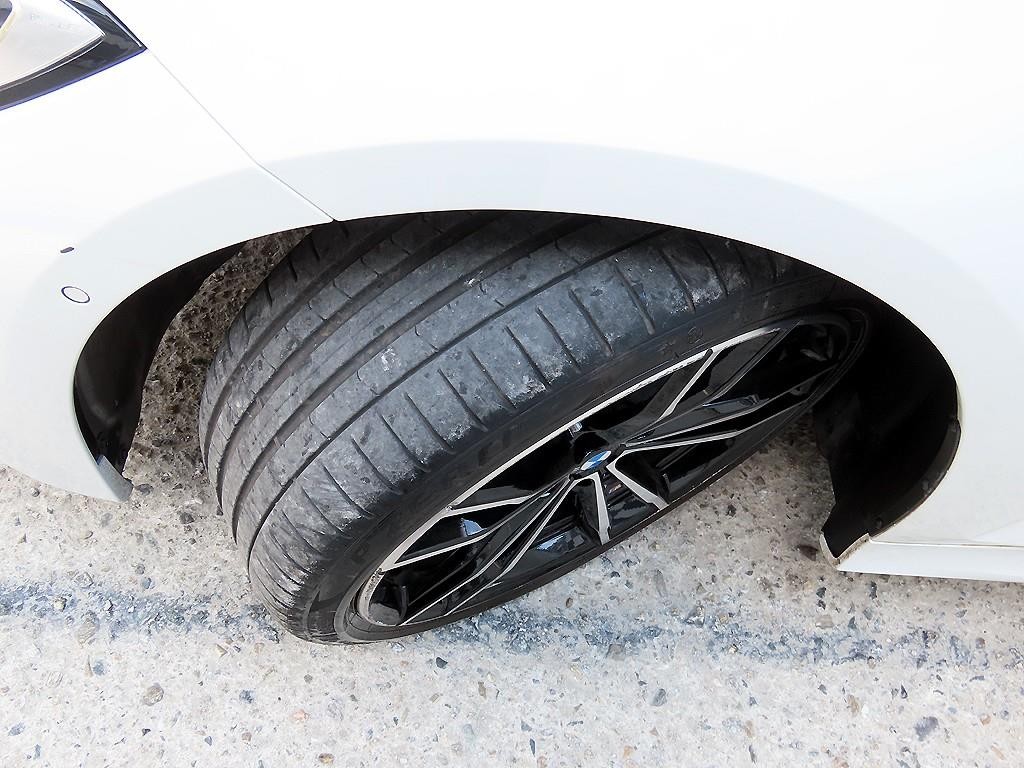 BMW 3시리즈 3시리즈 (G20) 320i M 스포츠 이미지 19