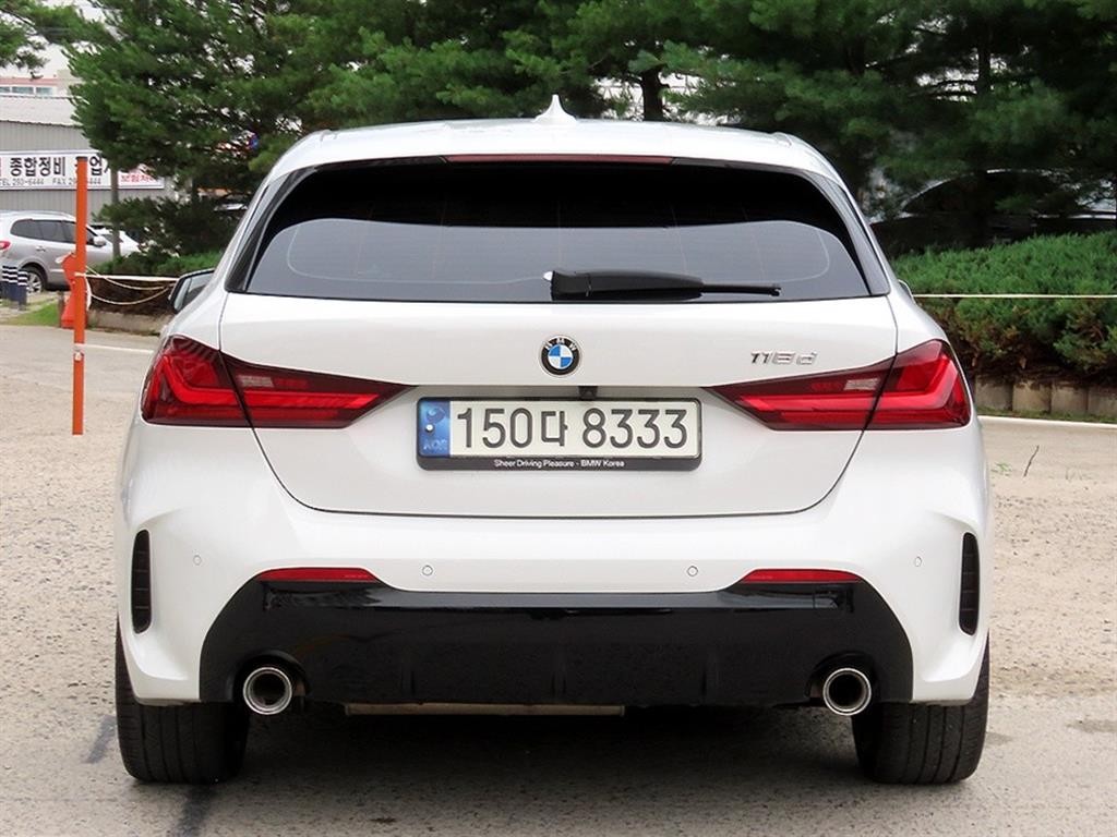 BMW 1시리즈 1시리즈 (F40) 118d M 스포츠 이미지 4