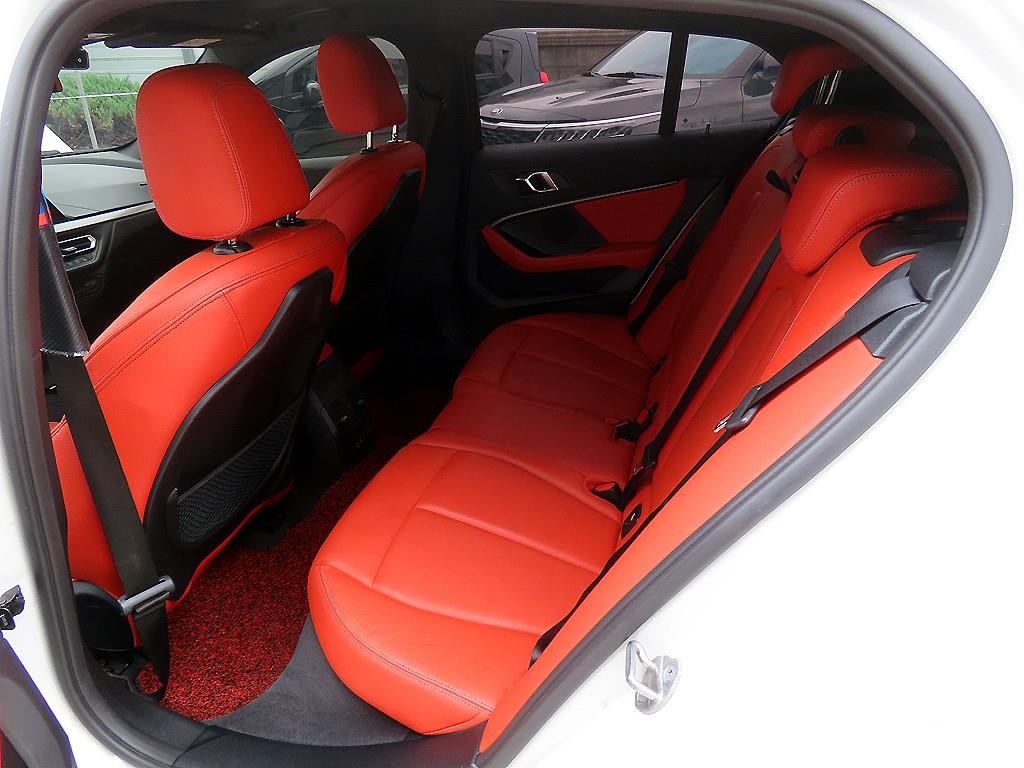 BMW 1시리즈 1시리즈 (F40) 118d M 스포츠 이미지 6